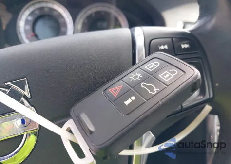 2013 Volvo S60 T5 from USA, damaged, VIN YV1612FS0D2187630